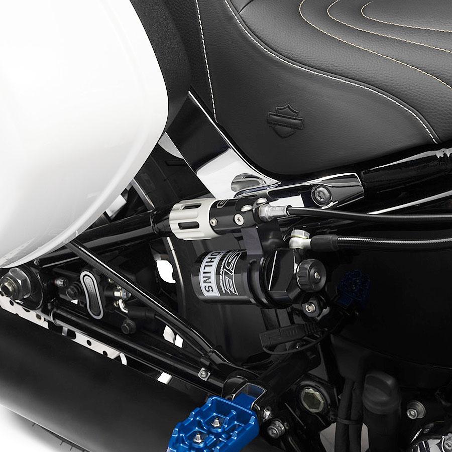 スクリーミンイーグル オーリンズ リモートリザーバー リア