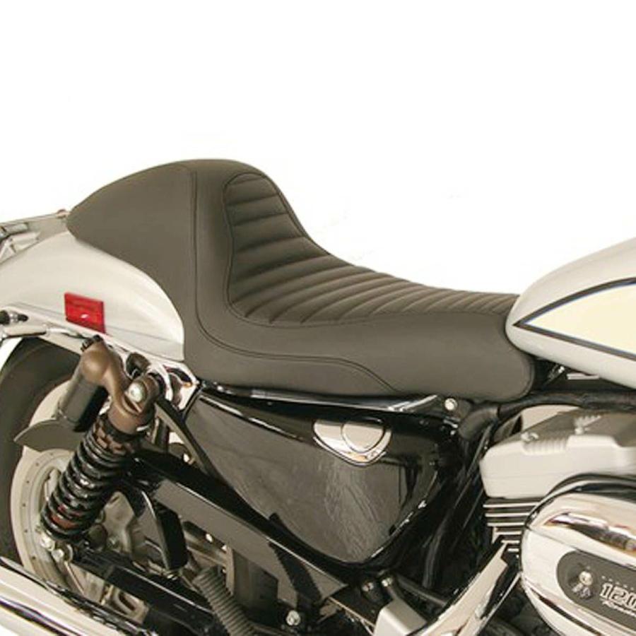 マスタング ワイドビンテージ ソロシート スポーツスター04〜 4.5