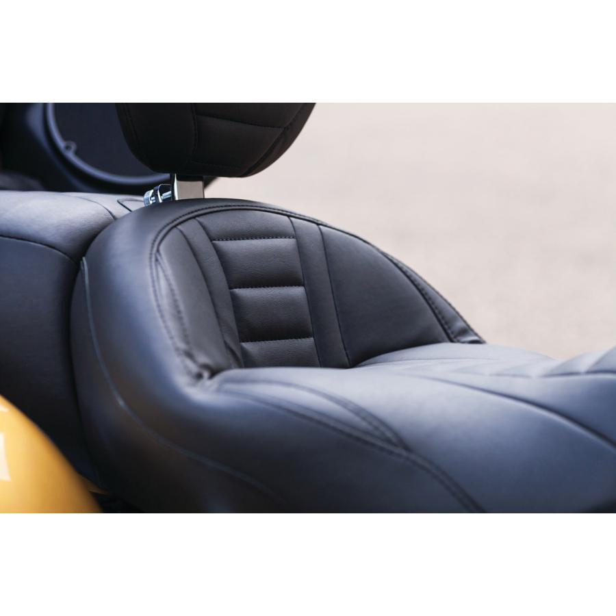 ハーレー Touring ワンピース・デラックス2UPツーリングシート ブラック/レッド Mustang_1