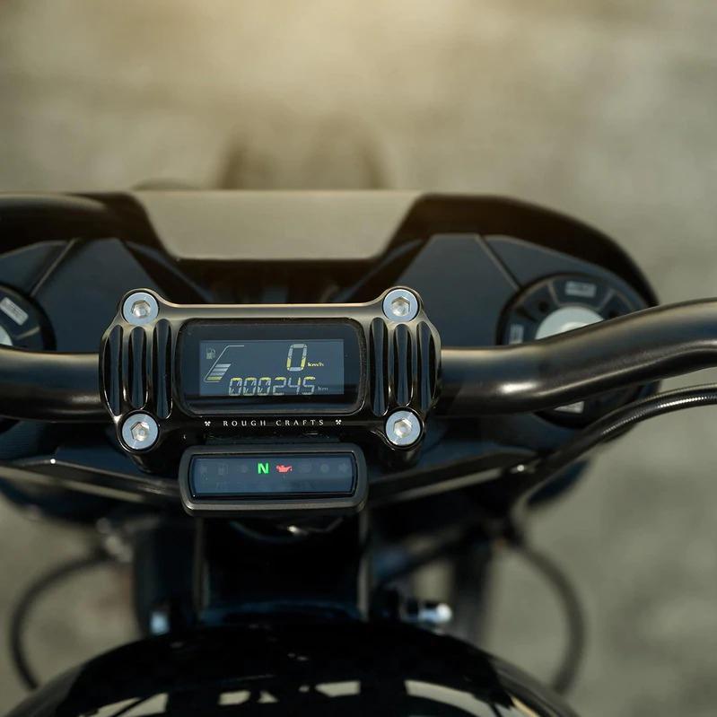 ハーレー M8 Softail デジタルゲージマウント付 Finnedライザー