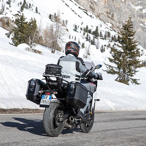 GIVI TREKKER ALASKA サイドケース 本体 ジビ (GIVI) サイドケース TREKKER ALASKA 36L 左右セット ブラック