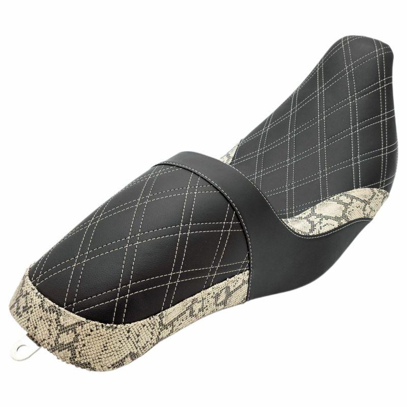 CMC ファストバック・ツーアップ レザーシート (パイソン) ツーリング |  | 03