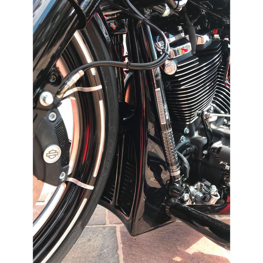 スポーツスター用チンスポイラー CultWerk製 Cult Werk カスタム・チンスポイラー M8ツーリング用 グロスブラック