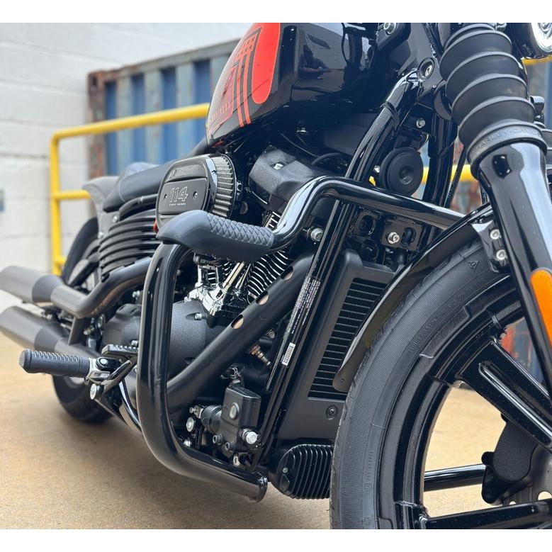 ハーレー クルーザー ソフテイル マスタッシュエンジンガード ブラック