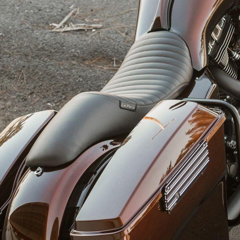 ラペラ LK-867NBPT ラペラ アレンネス Winged ストレッチ ガスタンク用シート Silhouette Pleated 2008〜 ツーリング、トライク_3