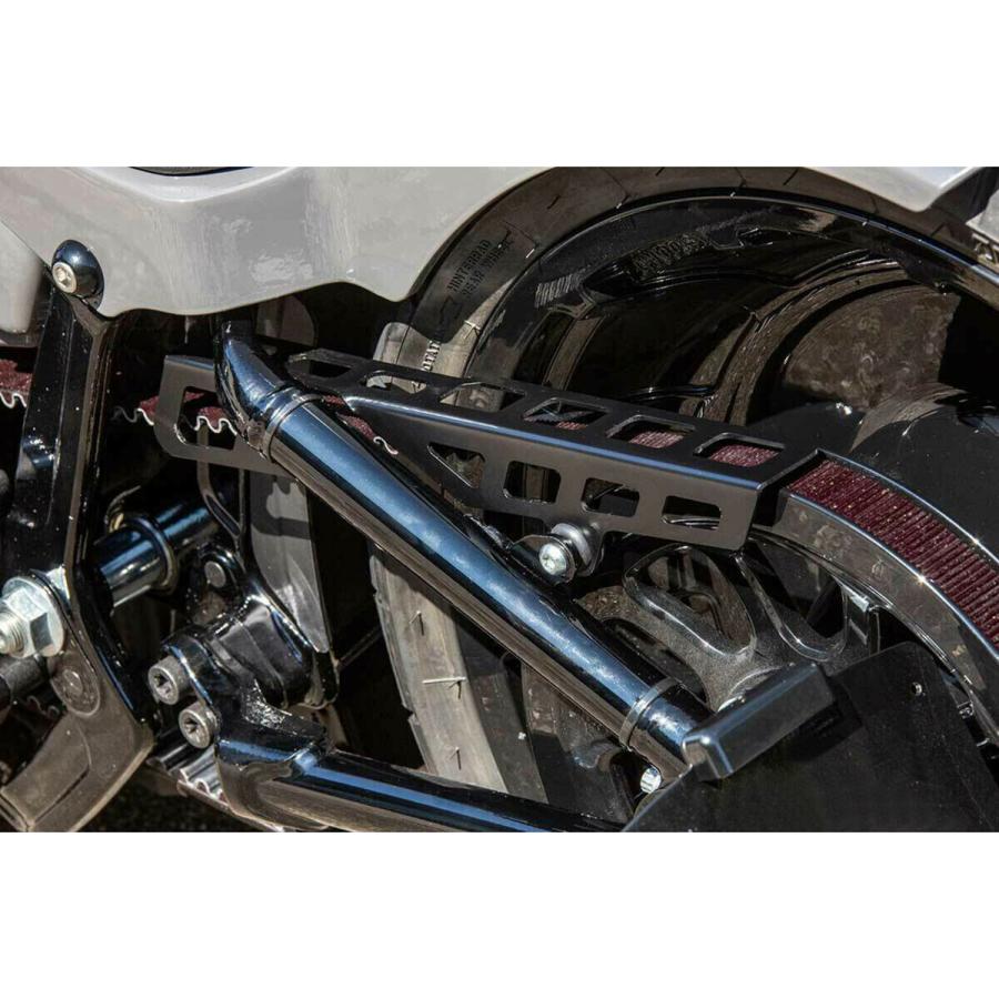ハーレー M8ソフテイル スクエアカット ベルトガード グロスブラック Ricks Motorcycles