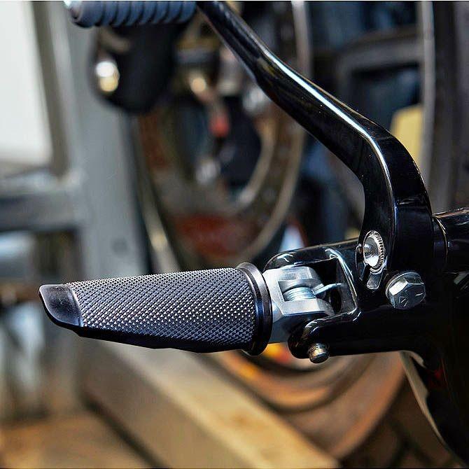 スピード マーチャント SM-HDSTSPBLK SPEED MERCHANT（スピード マーチャント）スピードペグズ フットペグ ブラック 2018〜2024 ソフテイル_2