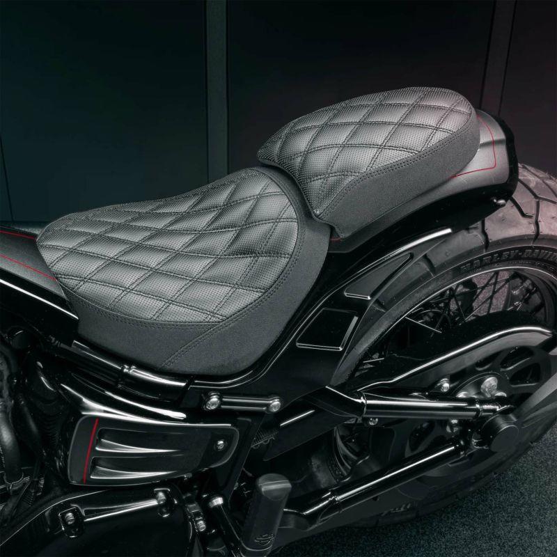 明日まで値下げ！M8ハーレー リアショートフェンダー＆専用シート