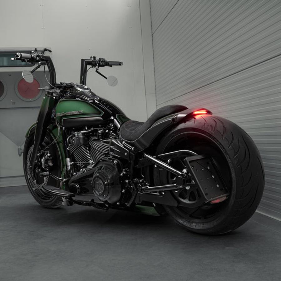 Killer Custom M8 ソフテイル Avengerリアフェンダー用 プレミアム