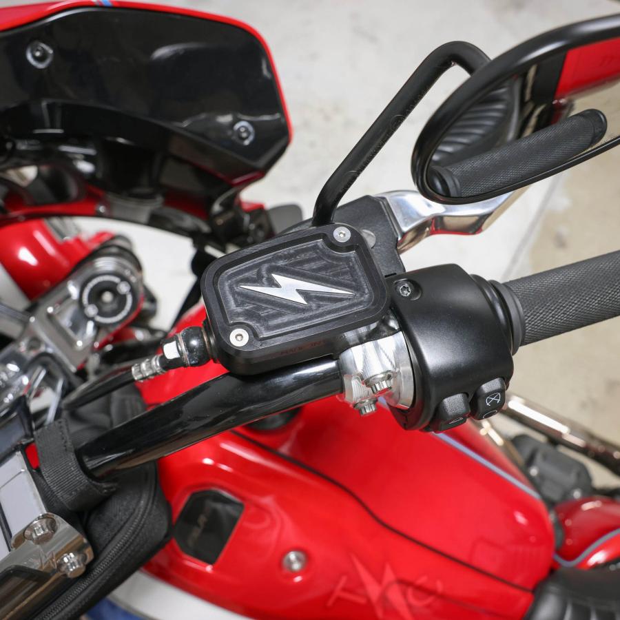 M8 ソフテイル フロントブレーキマスターシリンダー・リザーバー