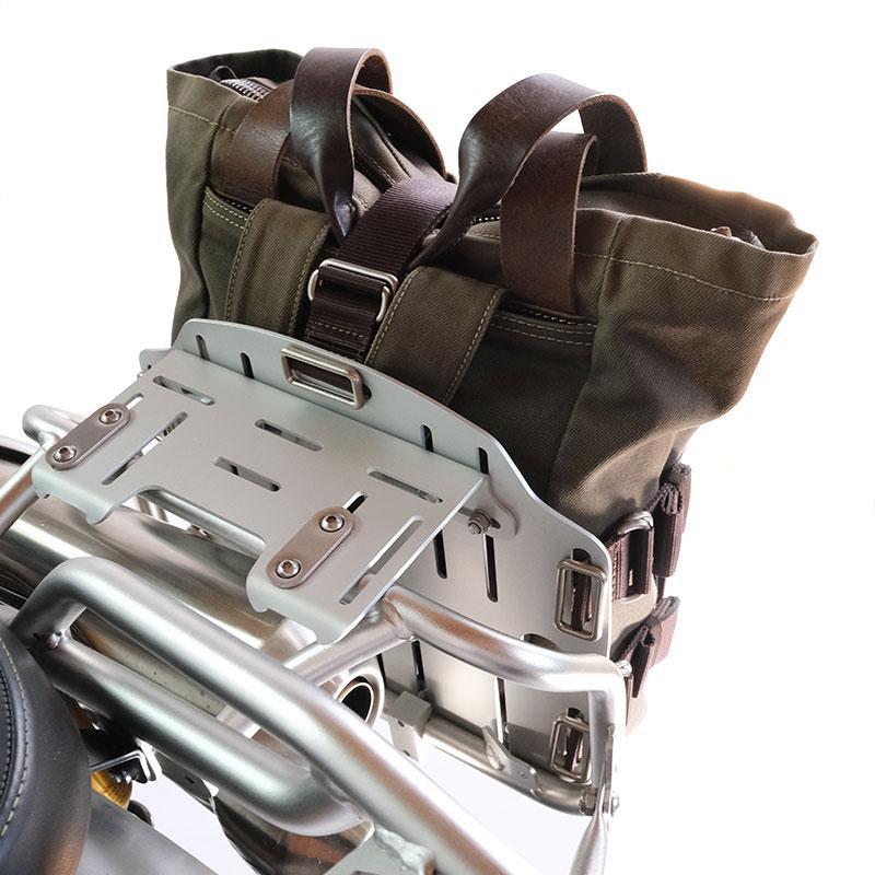 UNIT GARAGE サイドキャリングシステム用 エキゾーストアダプター シルバー Pan Americaの画像