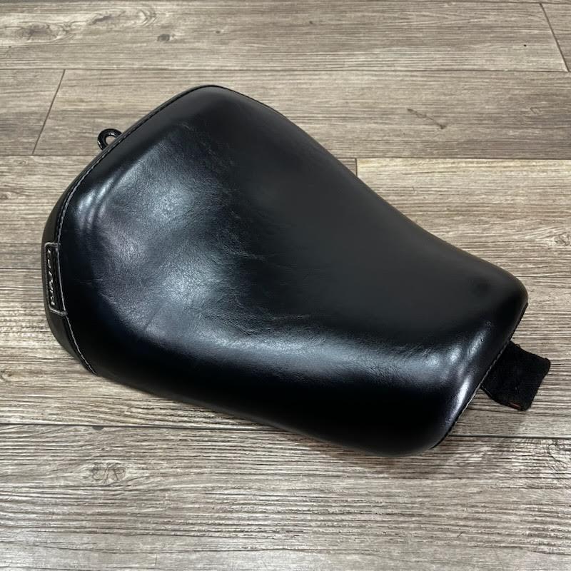 中古 LK-006 Le Pera ベアボーンズ スポーツスター用ソロシート
