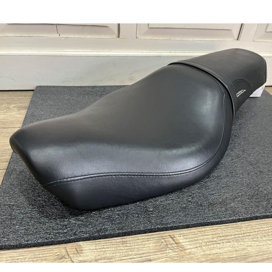Harley-Davidson 純正シート　バットランダー　スポーツスター 中古 ハーレー 純正2007〜2009 スポーツスター用バッドランダーシート