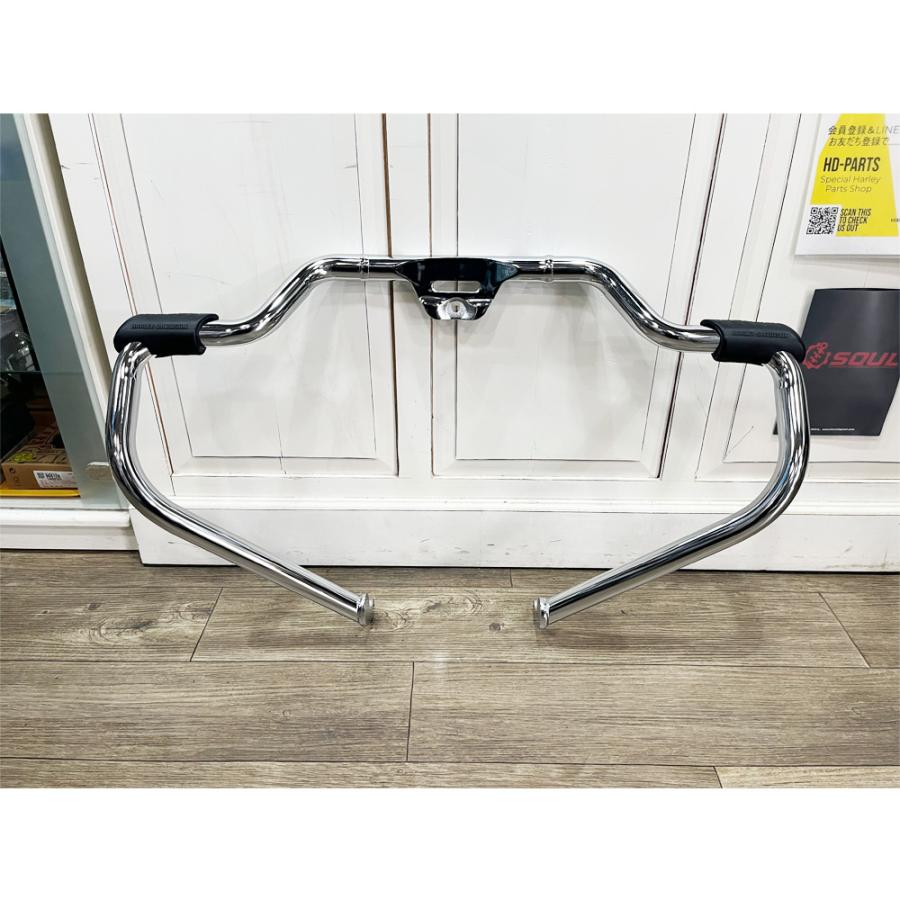中古 純正 マスタッシュエンジンガード クローム M8ソフテイル 