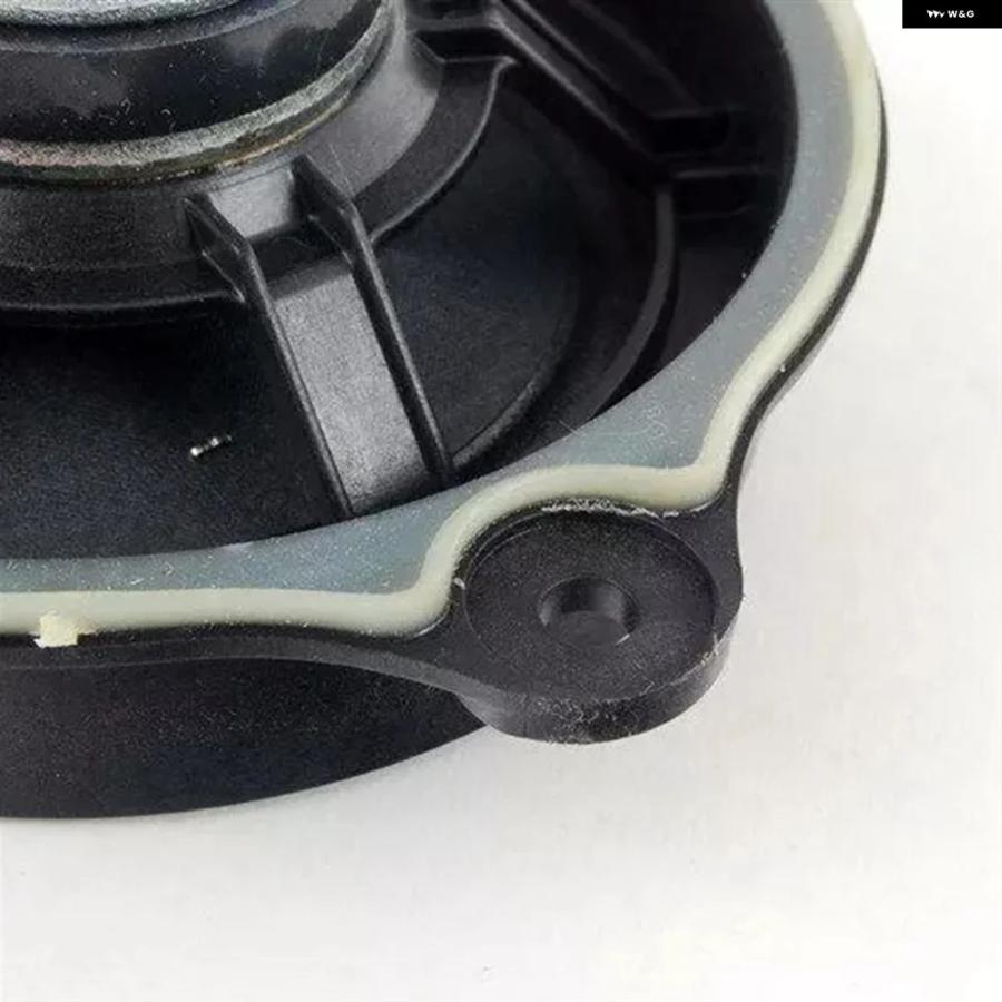 並行輸入品 フロントドアミッドレンジ スピーカー ホーン A6 C6 左右セット ミッドトーン -A02G 2005-2011 4F0035411