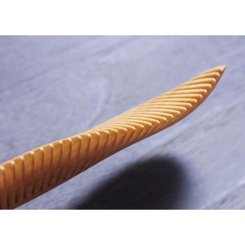 ひねり髪すき 中杢 なかもく 13.5cm - アートフォルム : ヘルシー