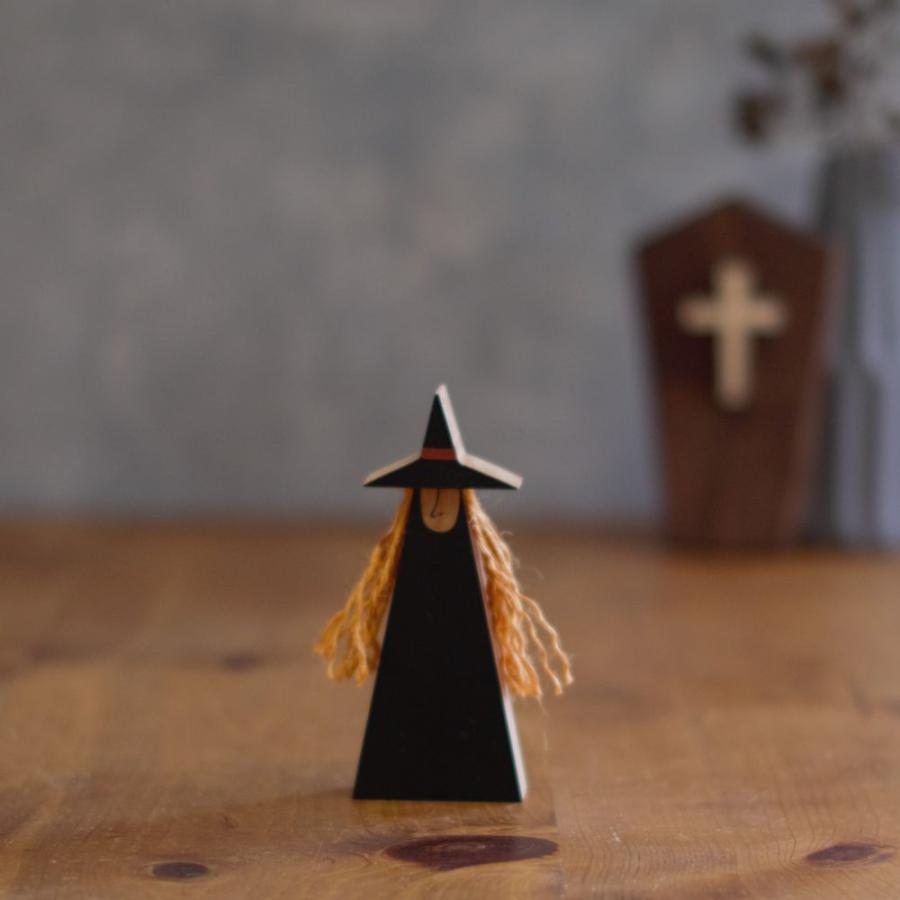 魔女／黒猫 オブジェ (受注制作)｜ハロウィン 飾り 黒ネコ 置物 猫