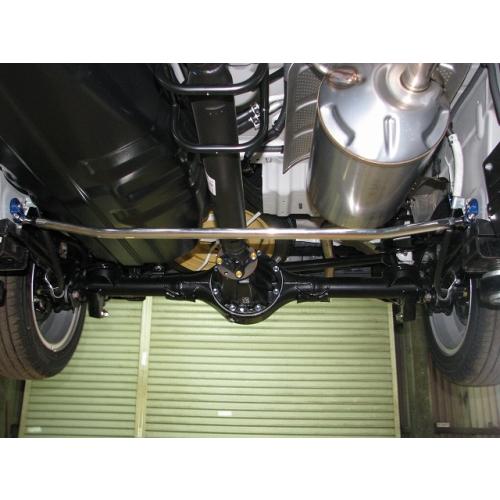 カワイ製作所 リアモノコックバー(室外)エブリィ DA17V/W SZ0770-MOR 