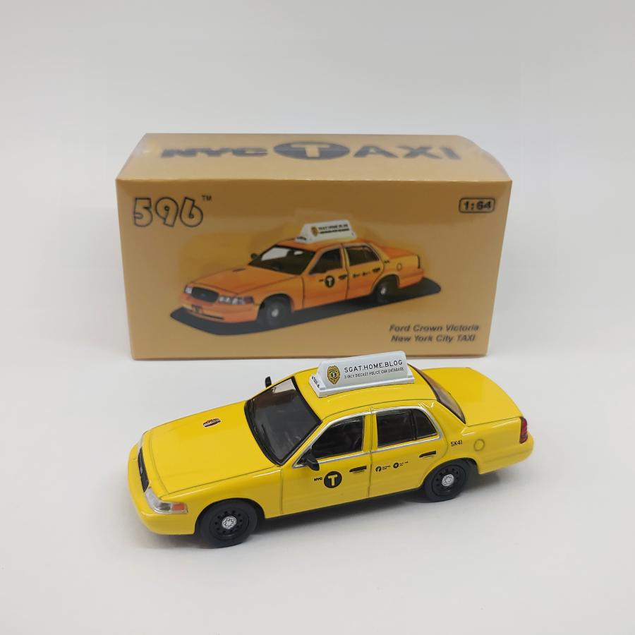 ⭐︎CROWN ミニカー 596 Model 1/64 Ford Crown Victoria - New York City Taxi