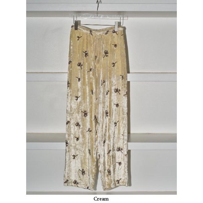 新品TODAYFUL Embroidery Velour Pants ネイビー TODAYFUL（トゥデイフル）の「Embroidery Velour Pants（その他