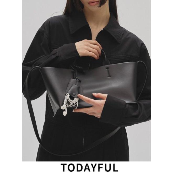 TODAYFUL トゥデイフル Useful Leather Bag M)☆ 25秋冬予約 TODAYFUL トゥデイフル Useful Leather Bag M)☆ 25秋冬予約