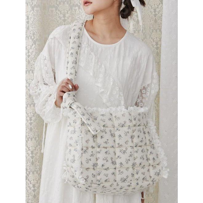 merry jenny お花のガーゼキルトショルダーバッグ ピンク merry jenny（メリージェニー） (12%OFF) お花のガーゼキルト