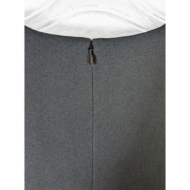 anuke（アンヌーク） Powershoulder Vneck Tops☆ 25秋冬 62520409