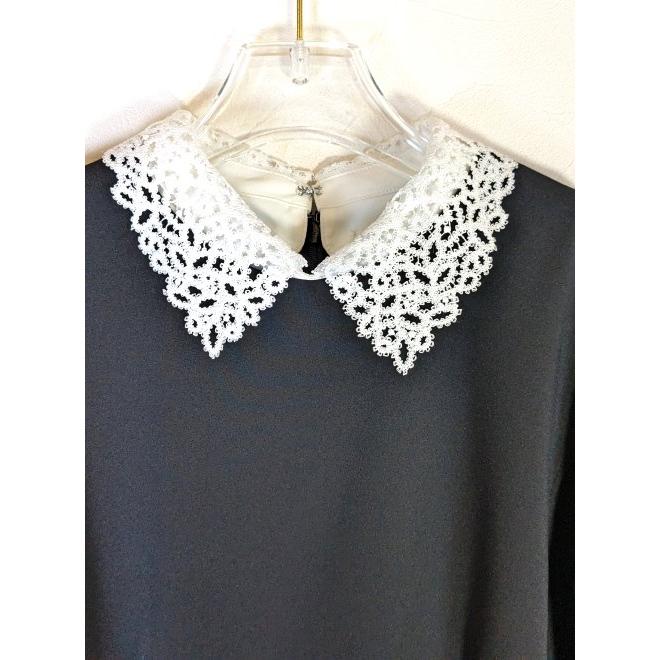 新品　セルフォード　エンブロイダリーカラータイトワンピ　24年製　34 CELFORD（セルフォード）の「エンブロイダリーカラータイト