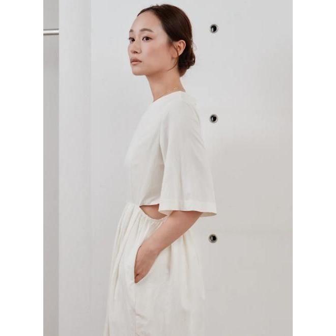 ETRE TOKYO（エトレトウキョウ） (期間限定10%OFF&300円OFF) Hella