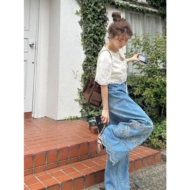 LILY BROWN（リリーブラウン） (10%OFF&300円OFF) カットワークパネル