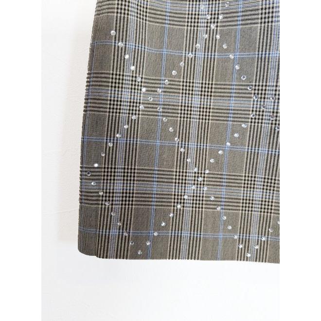 LILY BROWN（リリーブラウン） セール30%OFF! ビジューミニスカート 23