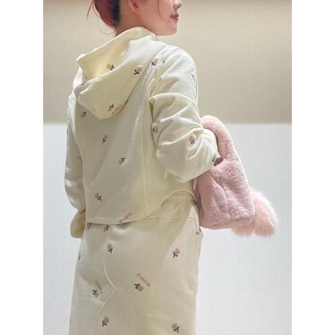FURFUR（ファーファー） (最終セール40%OFF&300円OFF) フラワー刺繍