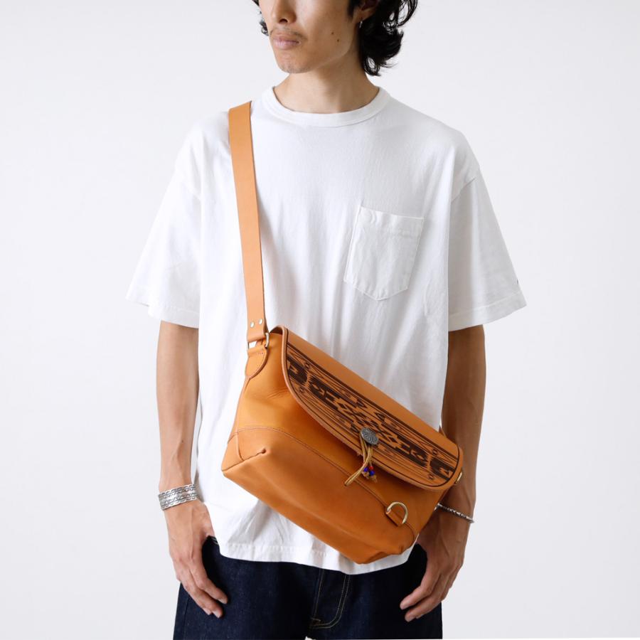 BLUE PORT 栃木レザー 本ヌメ革 ショルダーバッグ メンズ レディース