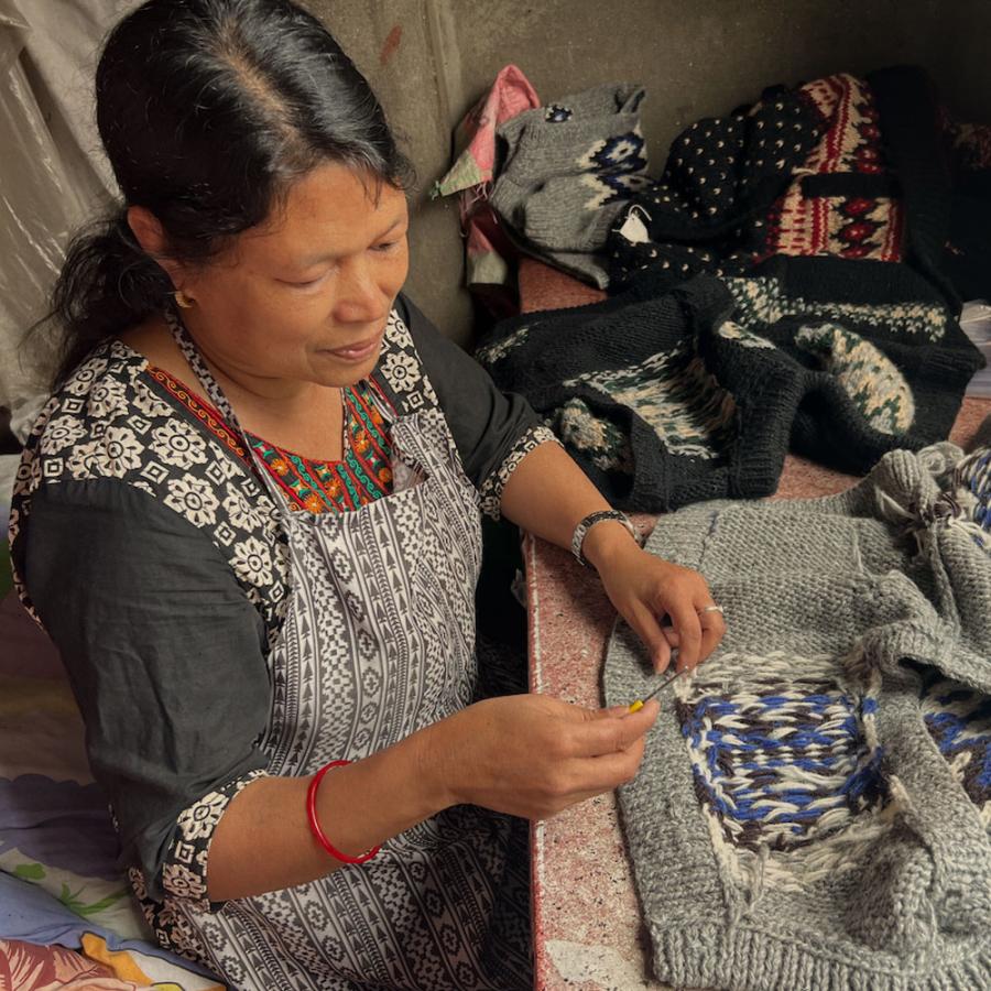 HIMALAYAN CLIMBER'S HAND-KNIT ショールカラーカーディガン メンズ
