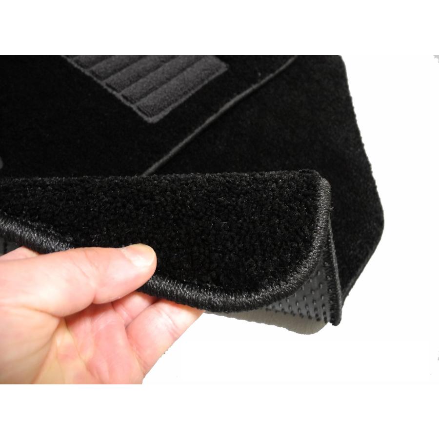 ランボルギーニ ウルス フロアマット 2018年以降 プレミアム素材 | 