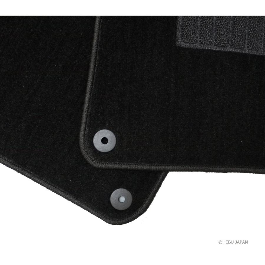 ランボルギーニ ウルス フロアマット 2018年以降 ラバー素材 |  | 02