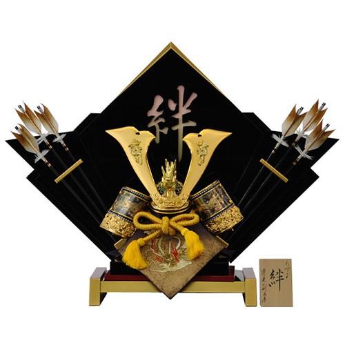 山百合や水引、南天に若松を束ねた 和モダンなお正月飾り 御飾り 正月