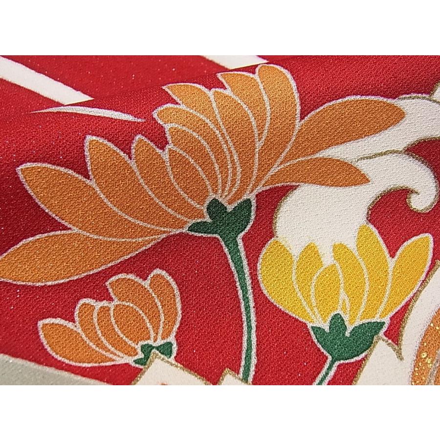 平和屋本店●極上　創業460年・千總　振袖　駒刺繍　立波草花文　銀通し地　逸品　3s30029 平和屋本店○極上 創業460年・千總 振袖 駒刺繍 立波草花文 銀通し地