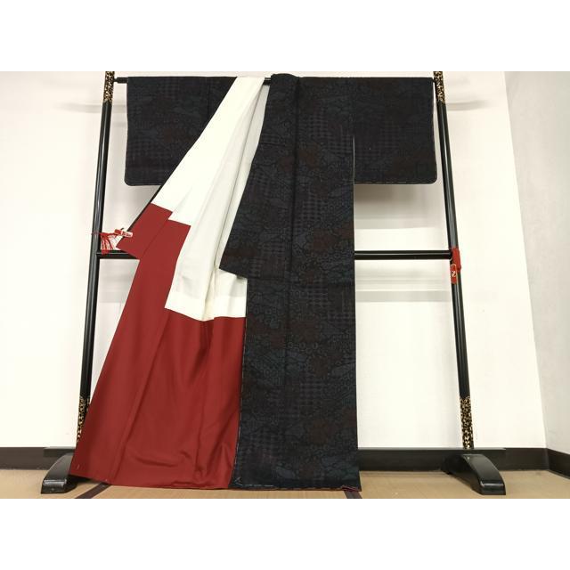 平和屋着物○本場結城紬 重要無形文化財 80亀甲 飛び亀甲柄 御所車