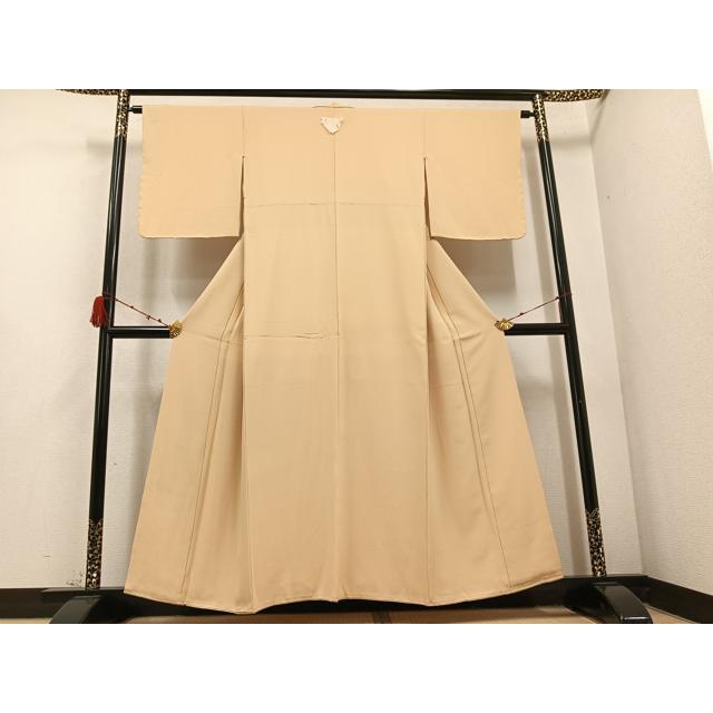 平和屋着物○上質な色無地 雲重ね御所車吉祥地紋 珊瑚色 正絹 逸品 未