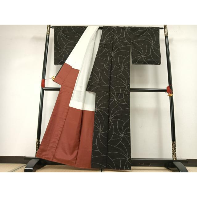 平和屋着物●上質な紬　捩花　黒地　正絹　逸品　AABG4455fy_1