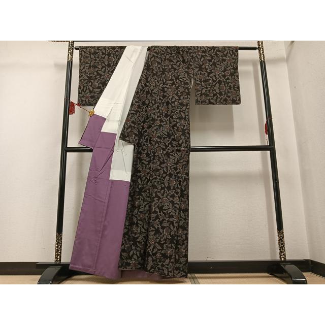 平和屋着物●本場大島紬　古代染色　純泥染　カタス9マルキ　吉織物謹製　証紙付き　正絹　逸品　未使用　AABG4907ph 平和屋着物○本場大島紬 カタス7マルキ 古代染色 純泥染 更紗文 武則作