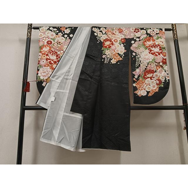 平和屋着物●小振袖　二尺袖　舞花文　黒地　金彩　正絹　逸品　AABG5734ph_1