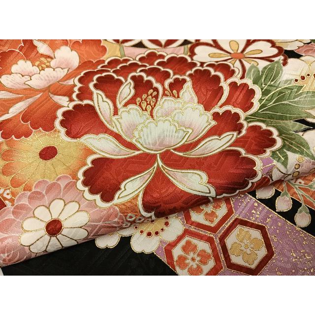 平和屋着物●小振袖　二尺袖　舞花文　黒地　金彩　正絹　逸品　AABG5734ph_4