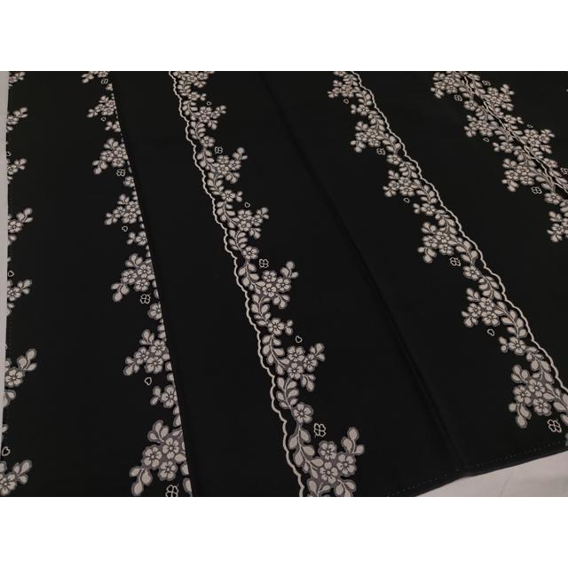 平和屋着物●松田聖子　SEIKOMATSUDA　小紋　花間道　黒地　正絹　逸品　AABG9048ph