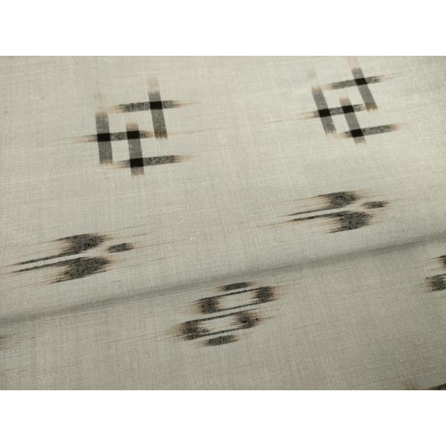 平和屋着物●重要無形文化財　本場久米島紬　ゆうな染　手織　飛鳥文　正絹　逸品　AABH4607ck_4