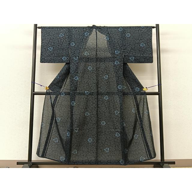 平和屋着物＊夏物　本場大島紬　夏大島　7マルキ　花唐草文　正絹　逸品　BAAU3469hj 平和屋着物＊夏物 本場大島紬 夏大島 7マルキ 花唐草文 正絹 逸品