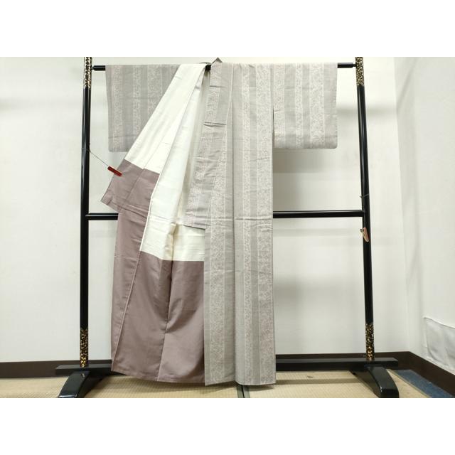 平和屋着物○結城紬 奥順 はたおり娘 100亀甲 花唐草間