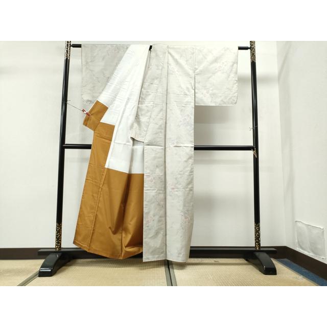 平和屋着物○本場大島紬 白大島 9マルキ 枝花文 正絹 逸品 CAAS7520yc