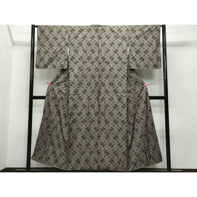 平和屋着物●本場大島紬　割り込み絣　吉祥花文　正絹　逸品　CAAS8746vf 平和屋着物○本場大島紬 割り込み絣 吉祥花文 正絹 逸品 CAAS8746vf 着物